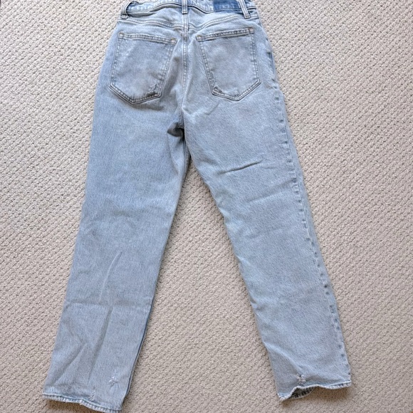 Abercrombie Ultra High Rise 90s Straight Jean Sz 28s - Picture 4 of 6